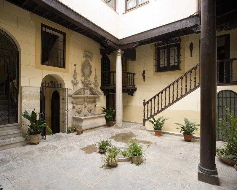 Palacio De Mariana Pineda Grenade Extérieur photo
